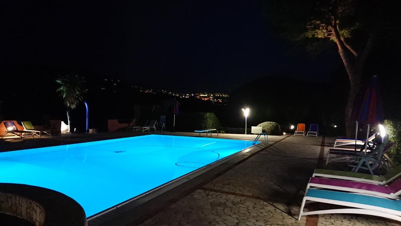 Residence Melograno 卡波利韦里 外观 照片
